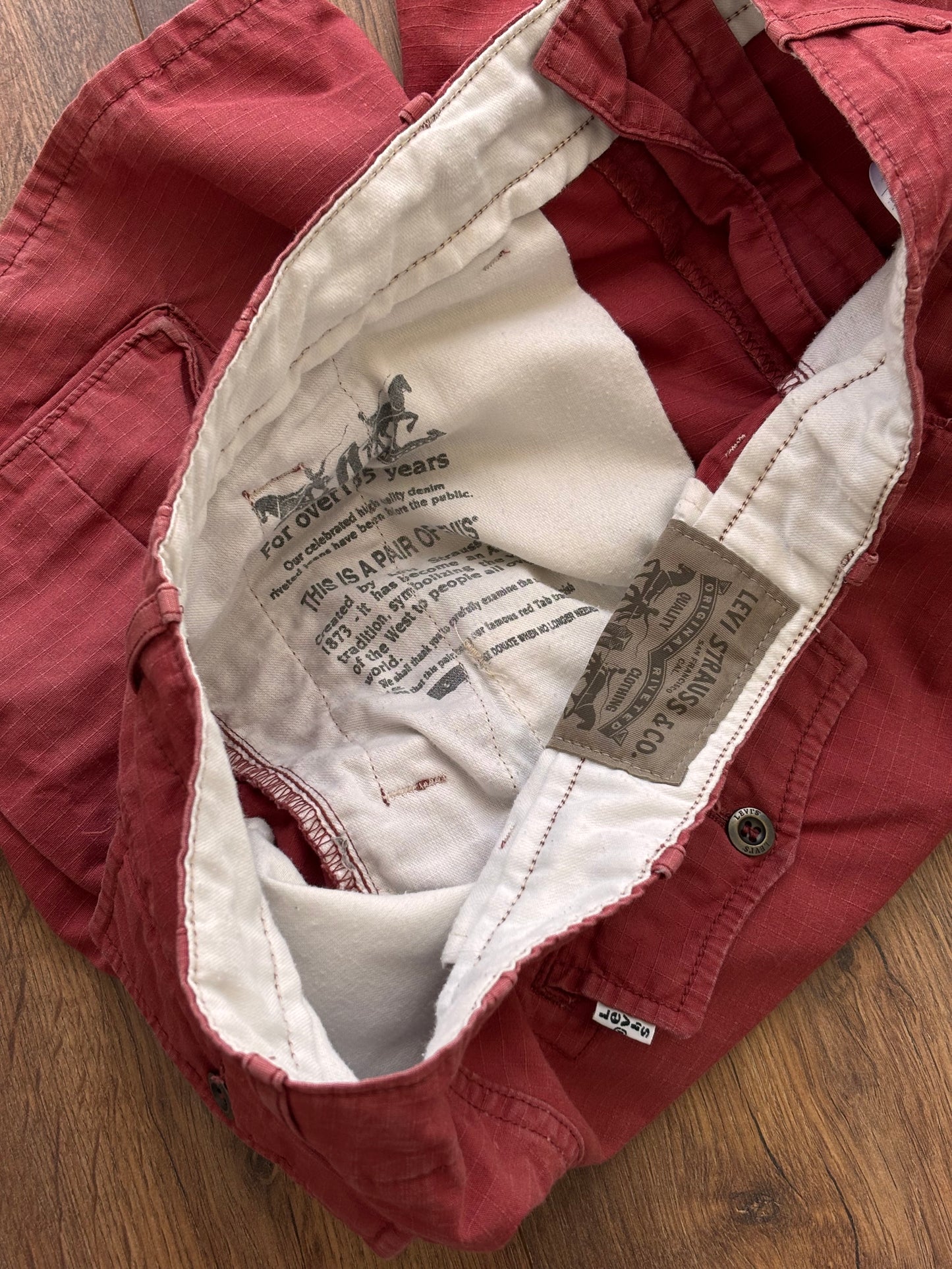 Levi’s Cargo Pants