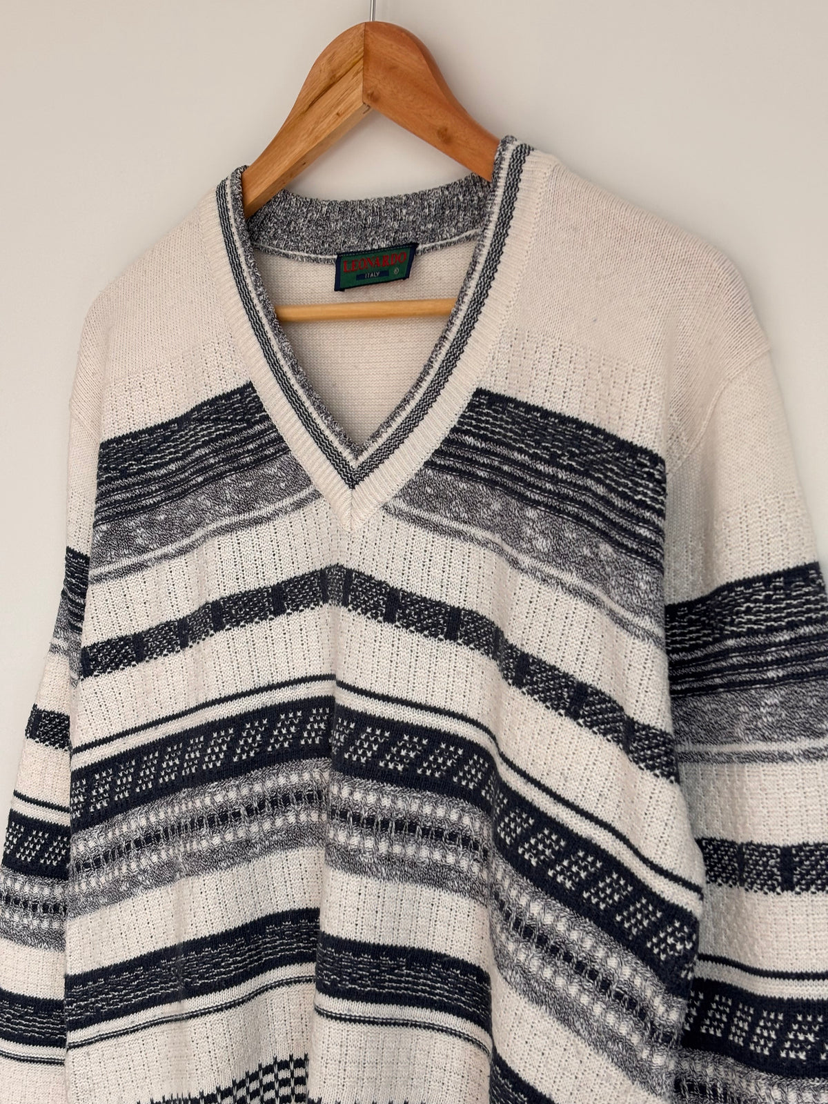 Leonardo Italy V-Neck