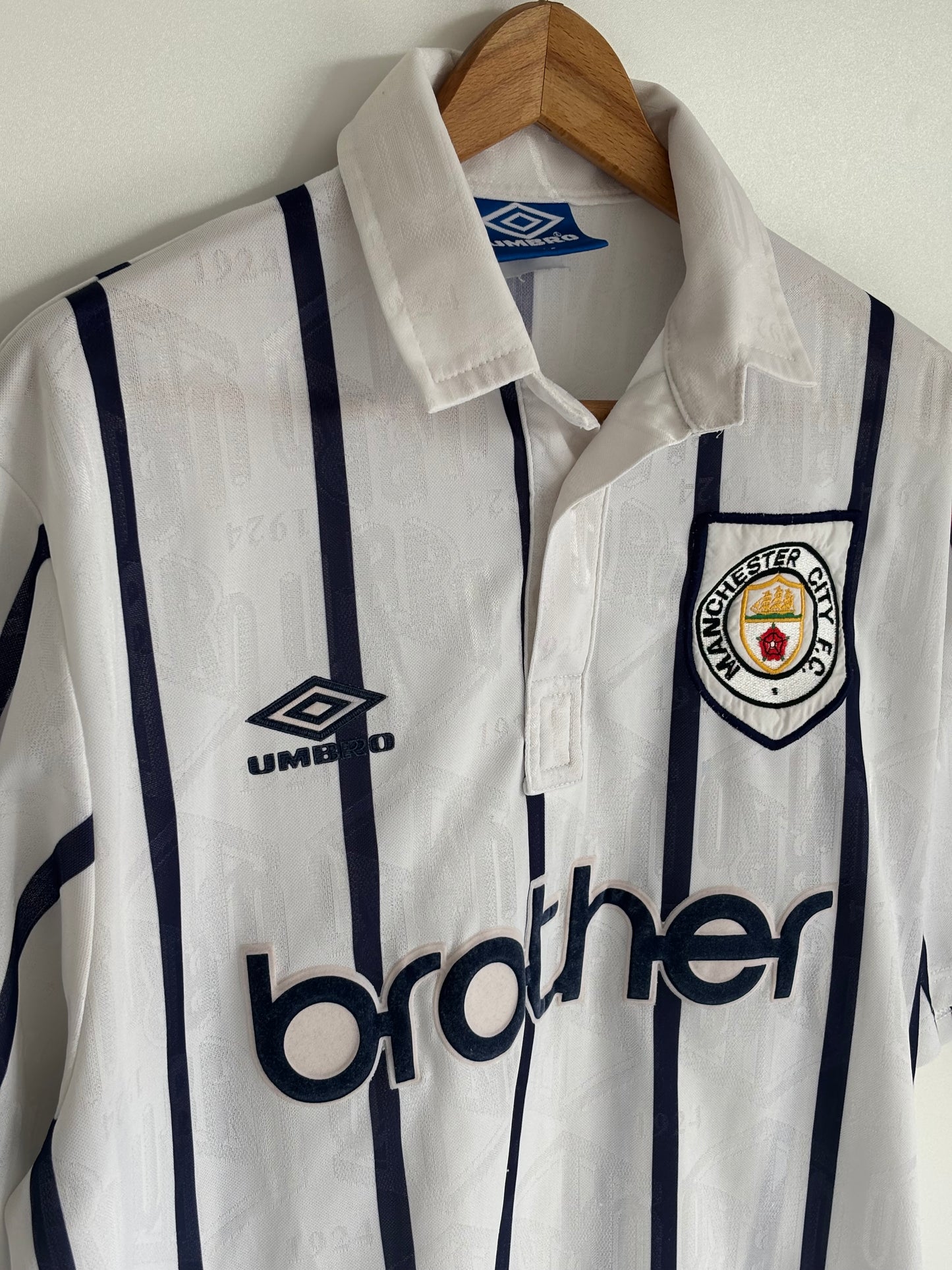 Rare Umbro M.City Kit