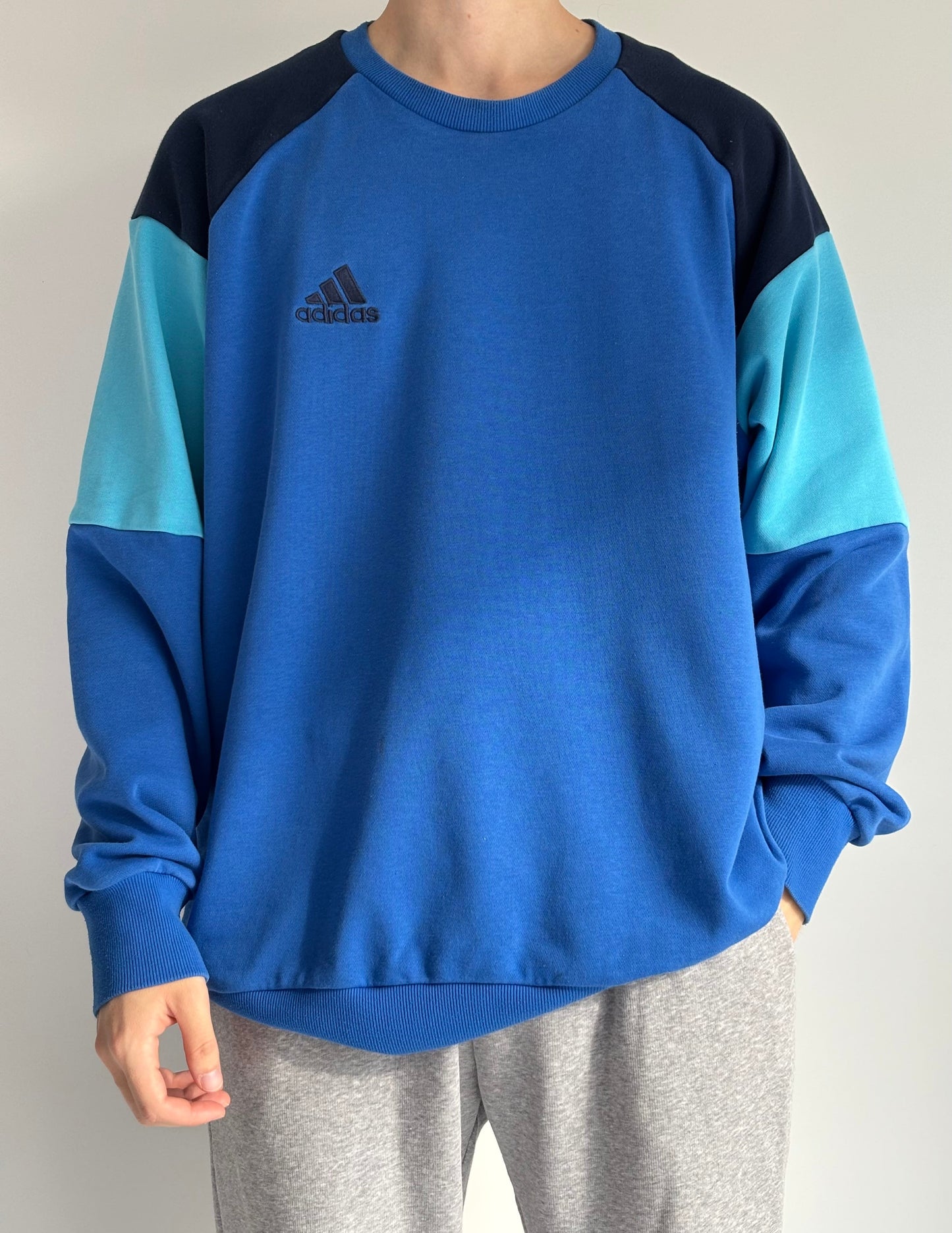 Adidas Sweater