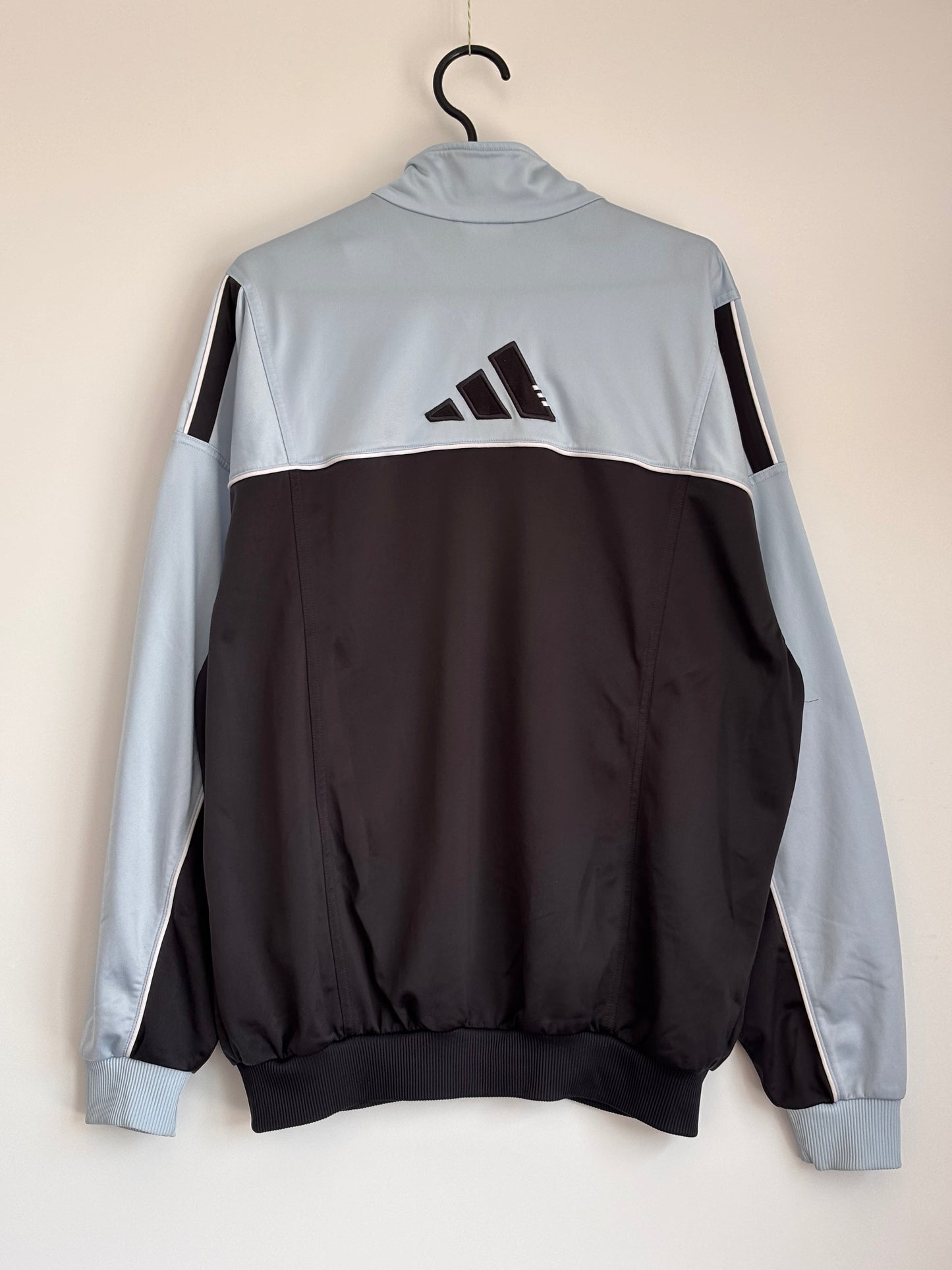 Adidas Tracktop