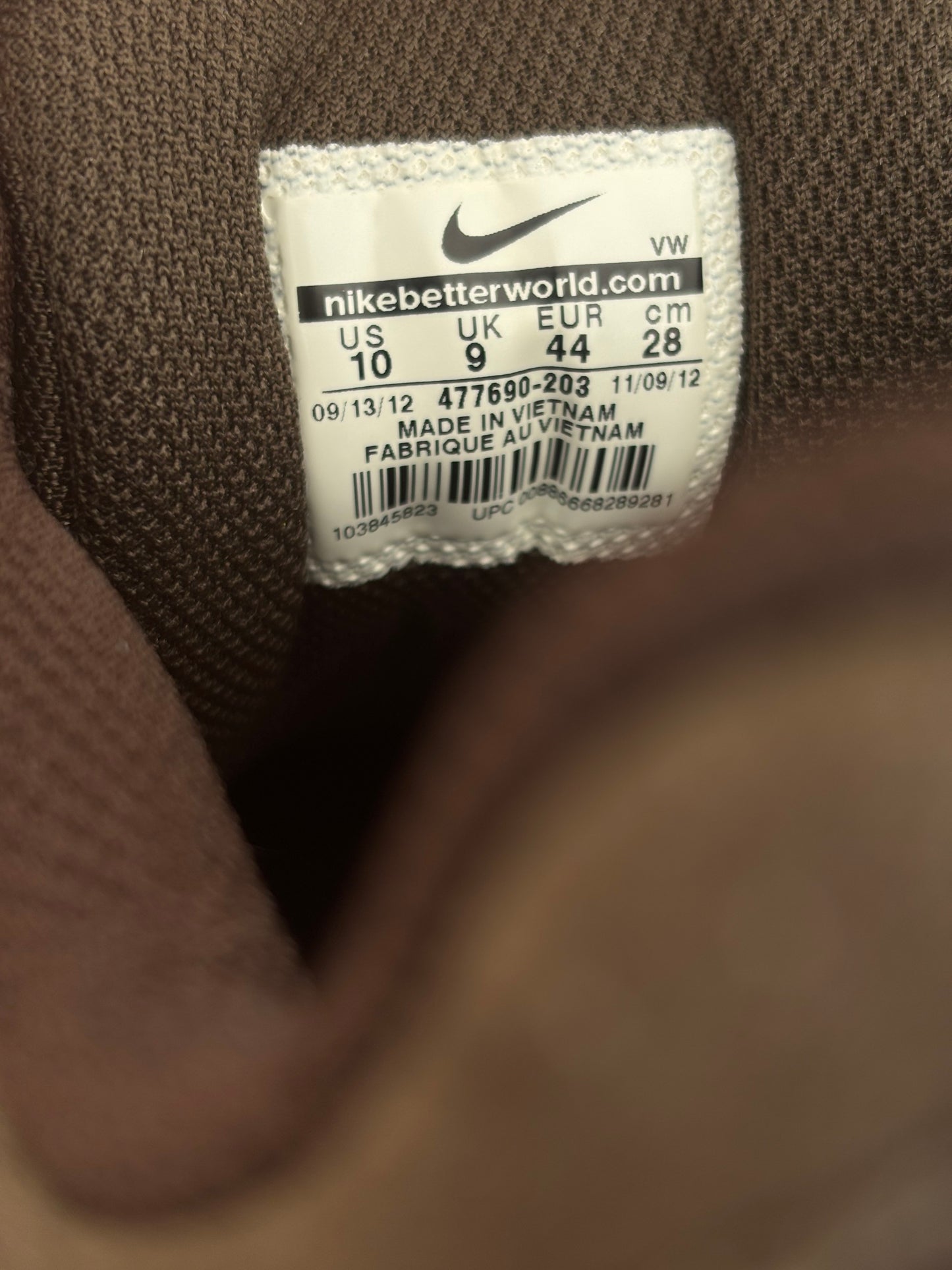 Vintage Nike Brown Shoes