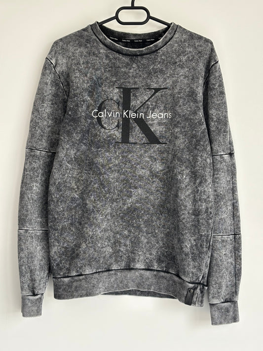 Calvin Klein Sweater