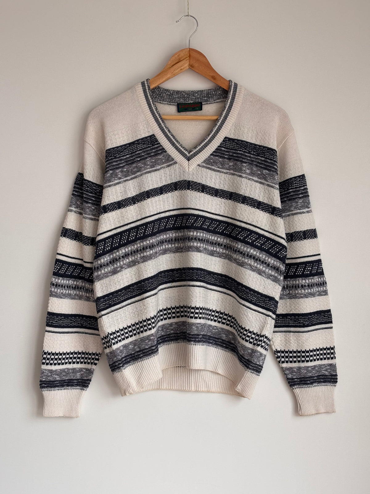Leonardo Italy V-Neck