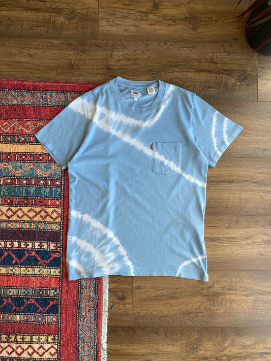 Levi’s Dye Tee