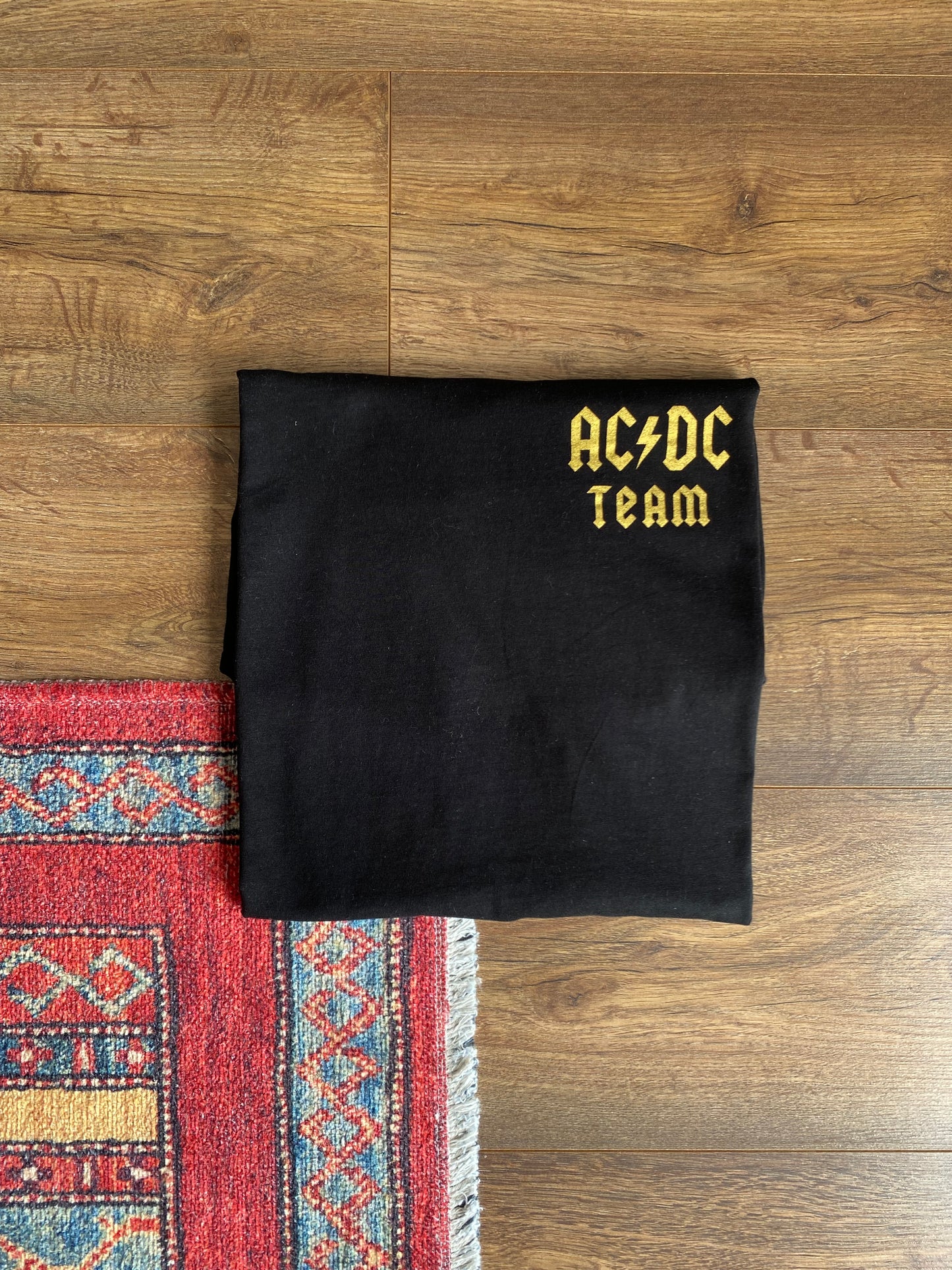 Identic Tee, Acdc Printed