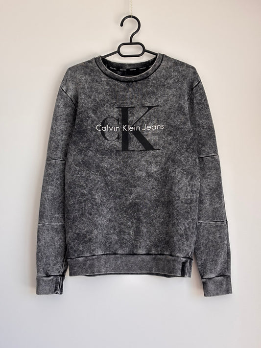 Calvin Klein Sweater