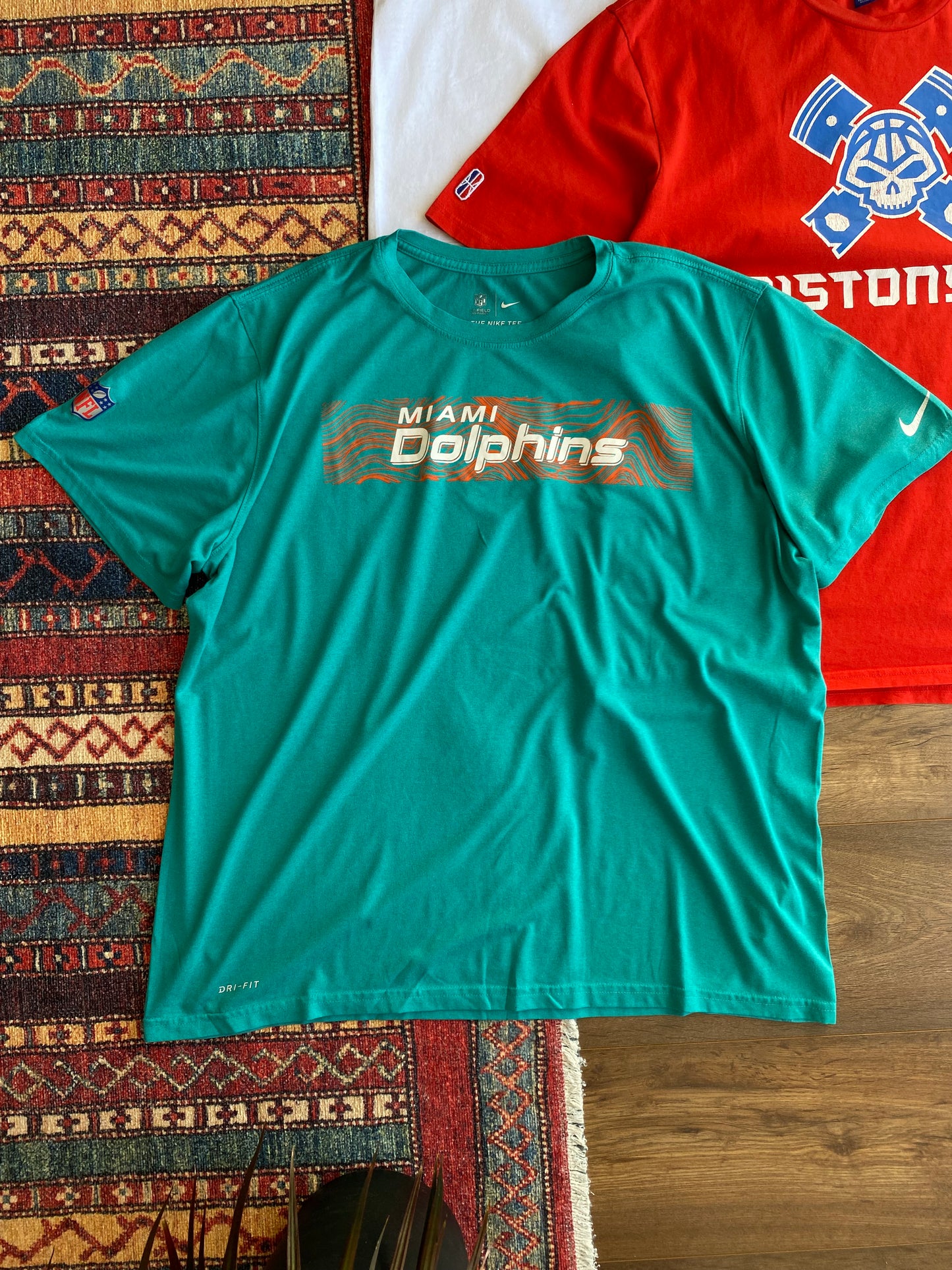 Nike Dolphins🐬 Tee