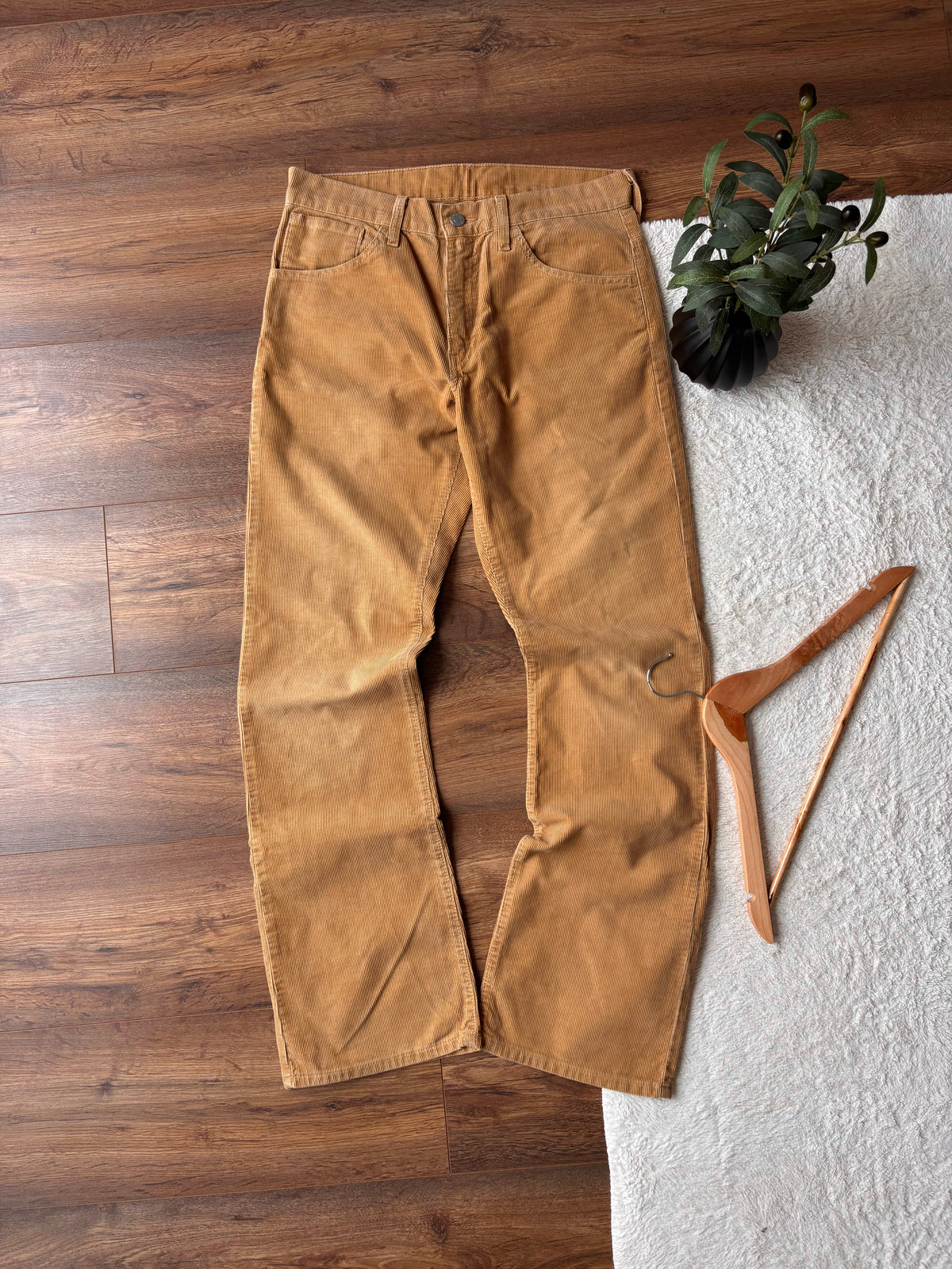 Women’s Levi’s Bootcut Pants