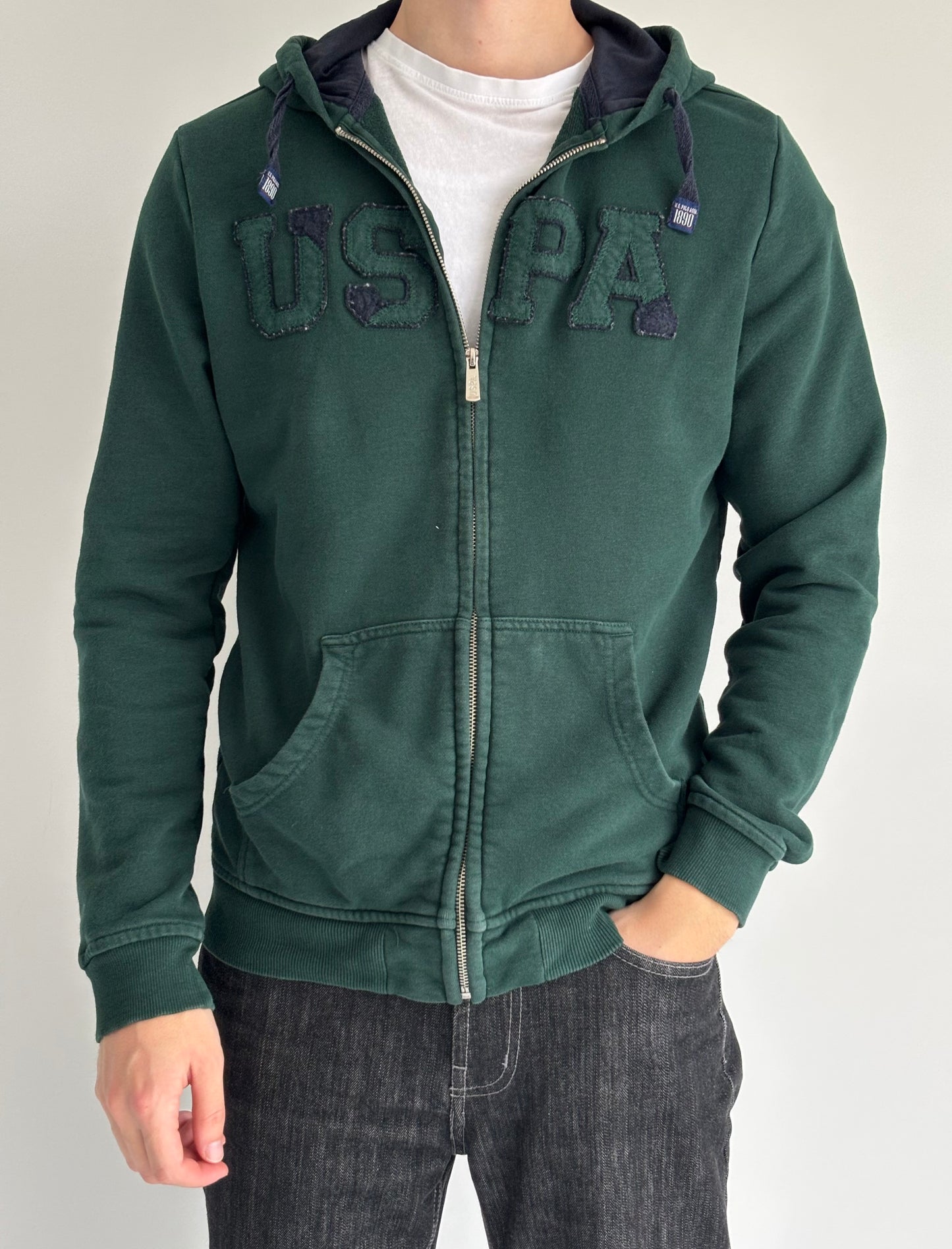 Uspa Zipper Hoodie
