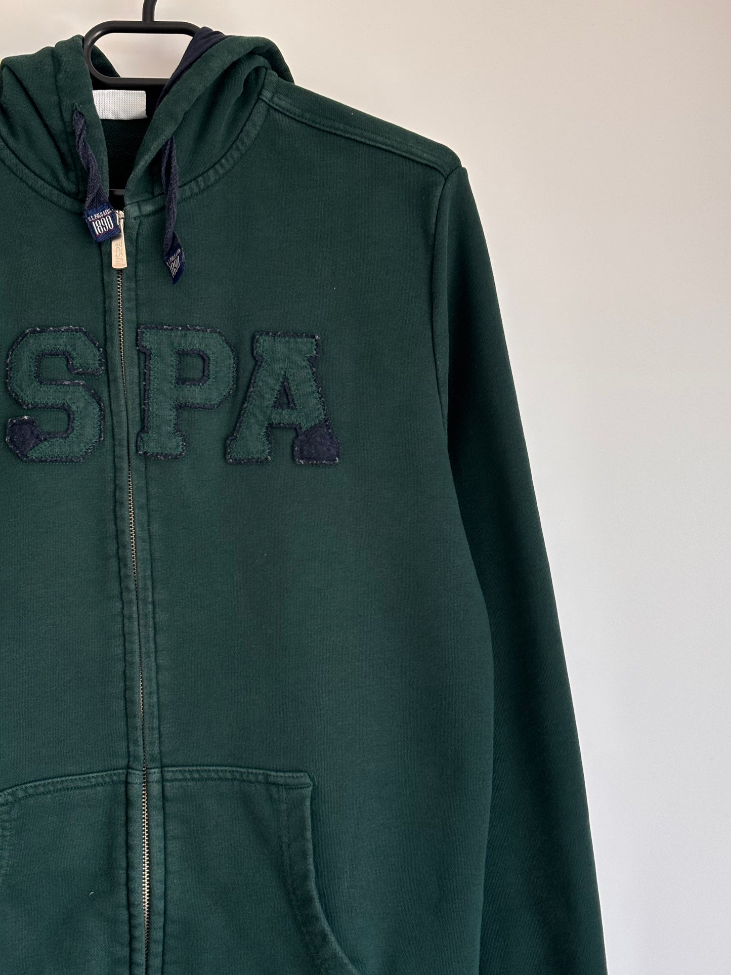 Uspa Zipper Hoodie