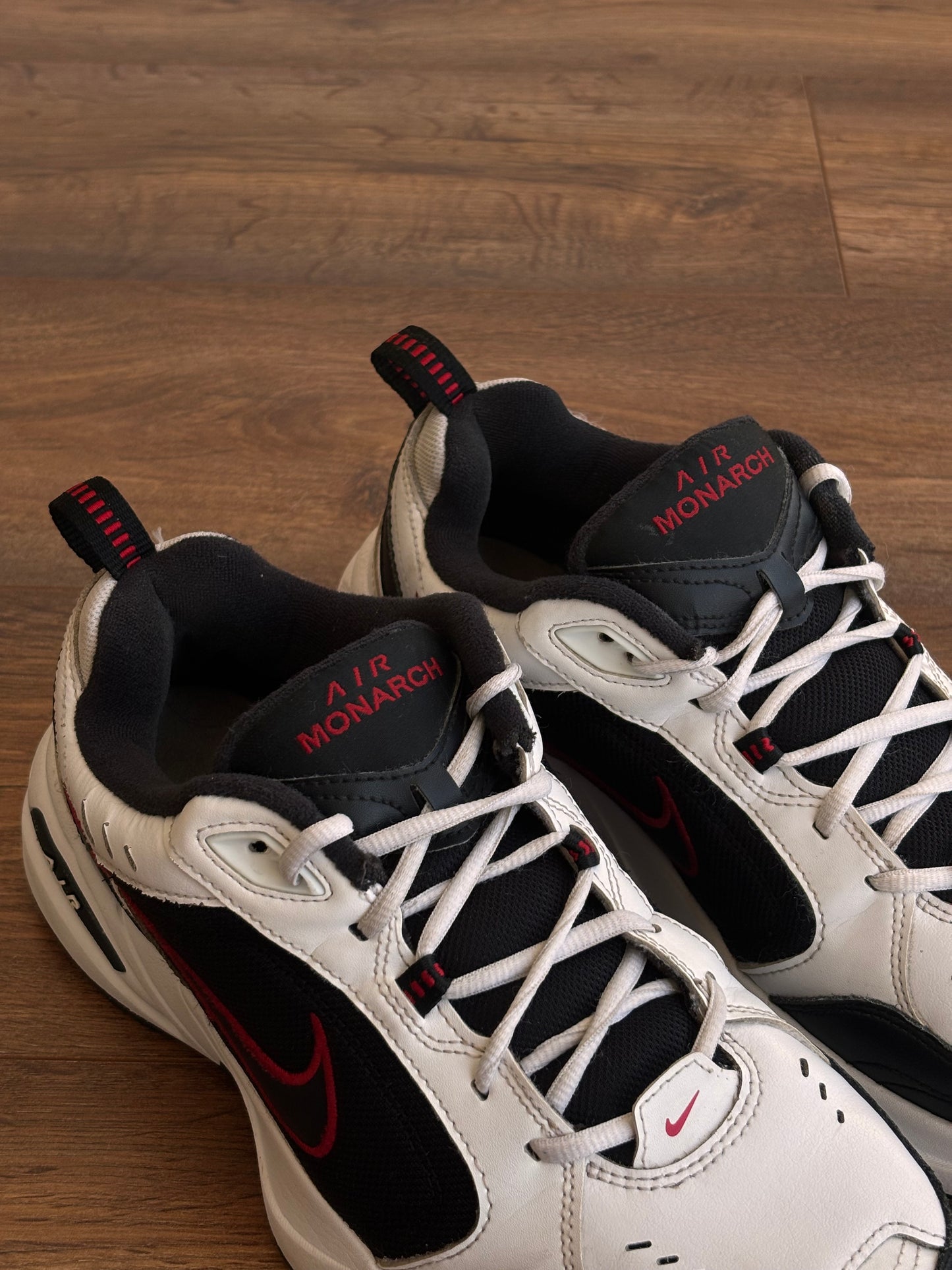 Nike Air Monarch