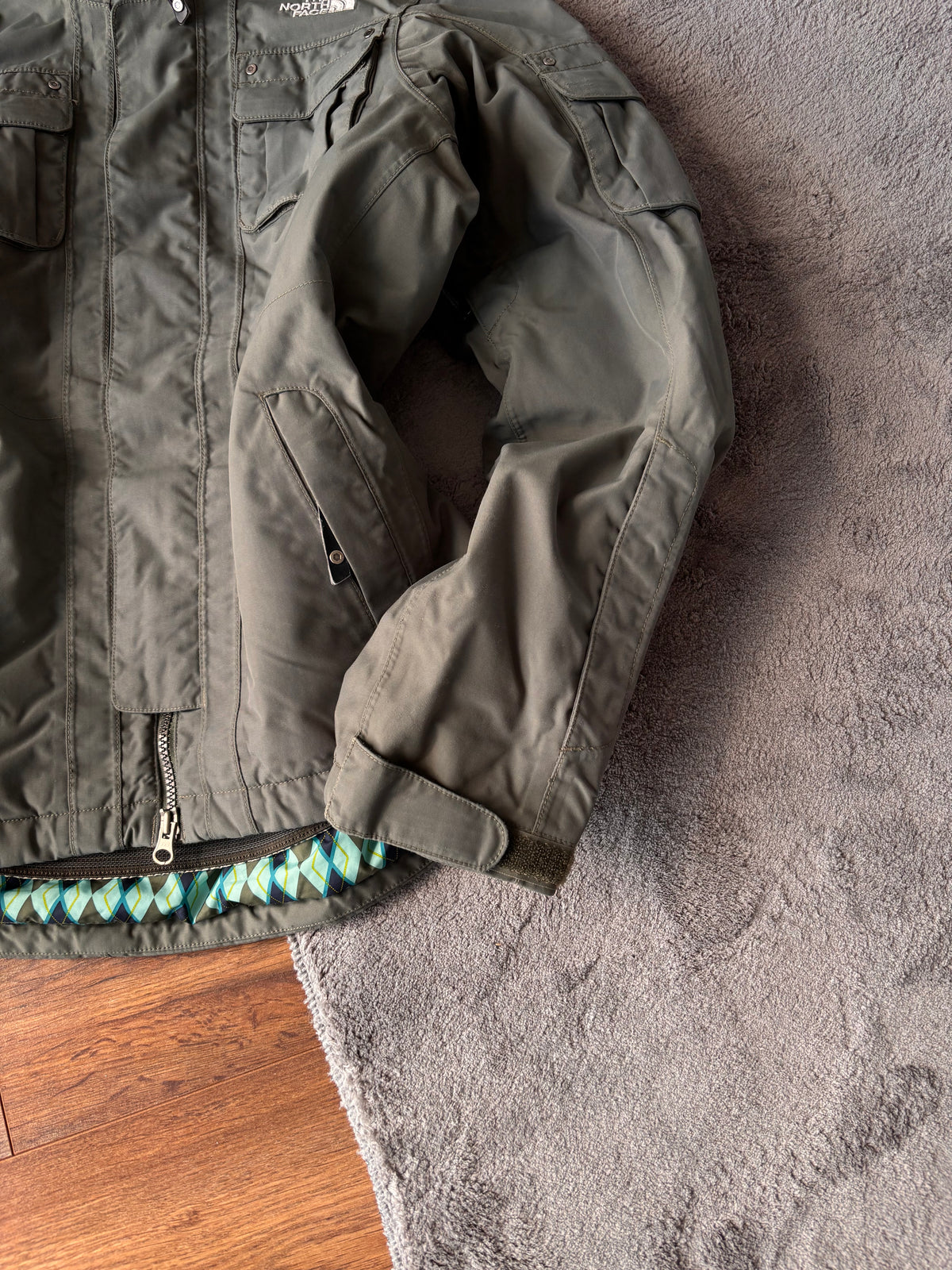 Women’s Northface HyVent Jacket