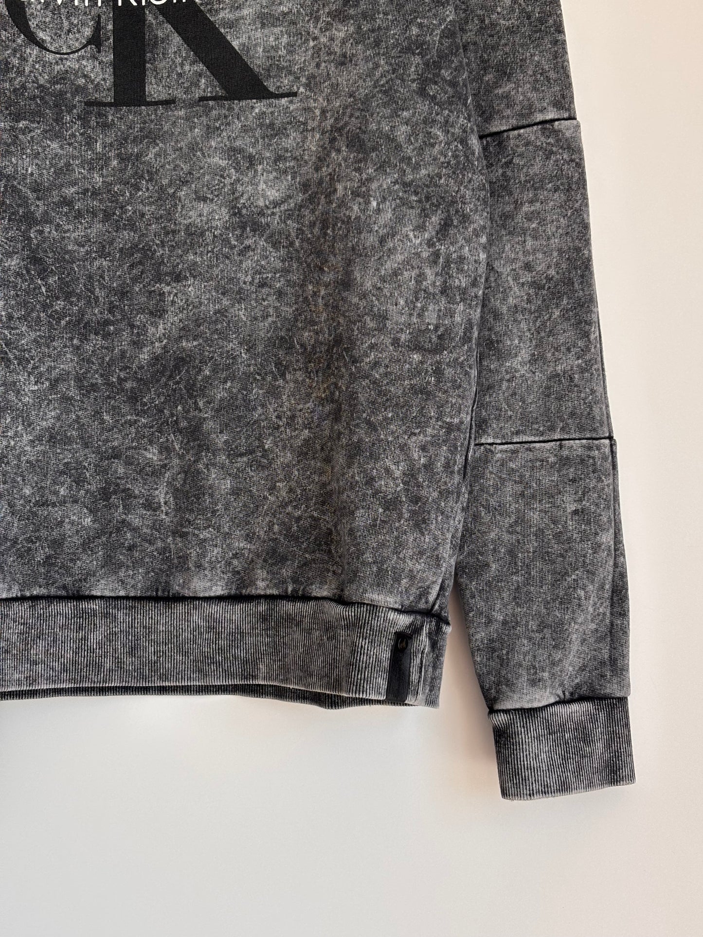 Calvin Klein Sweater