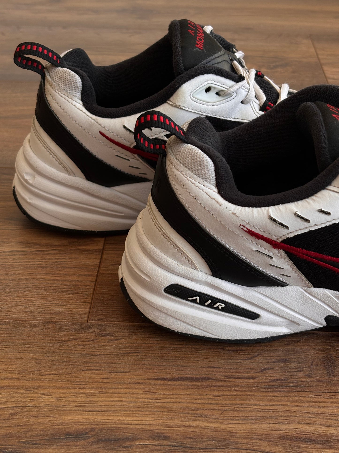 Nike Air Monarch