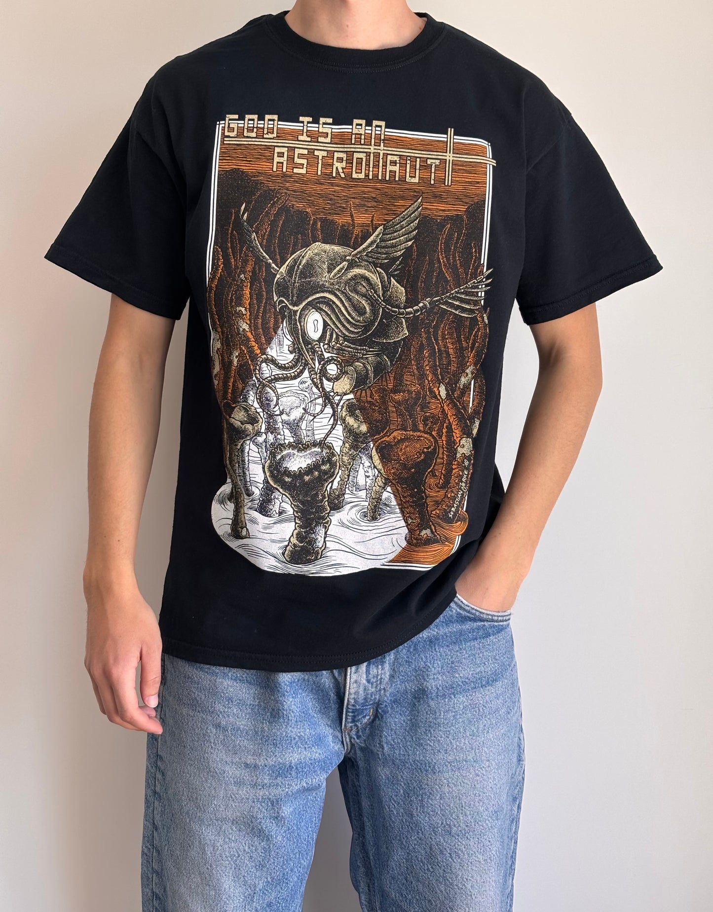 Gildan Tee